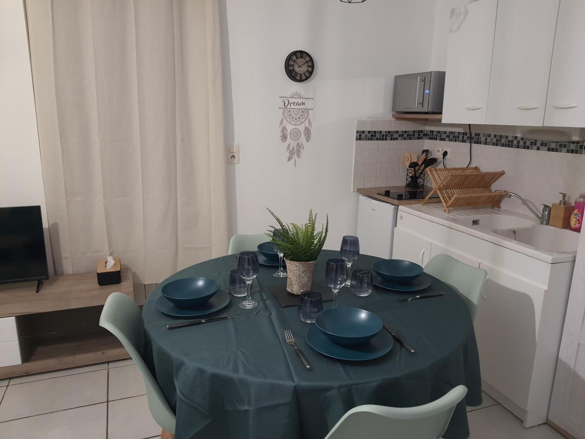 Maisonnette Abj Anneyron Extérieur photo
